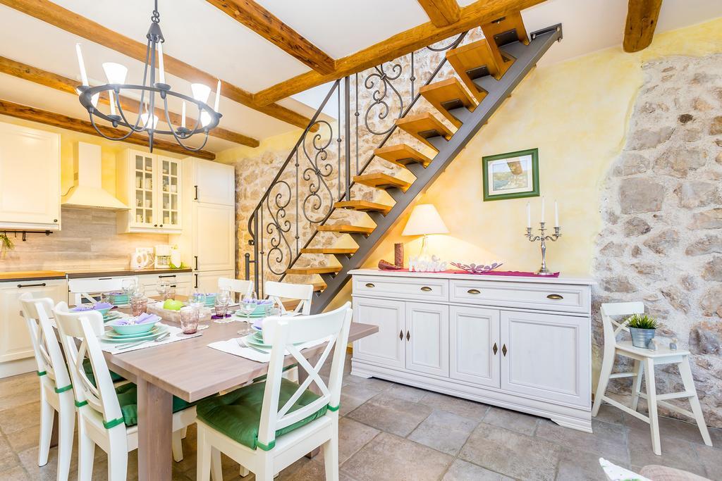 Holiday House Kate Cizici Luaran gambar